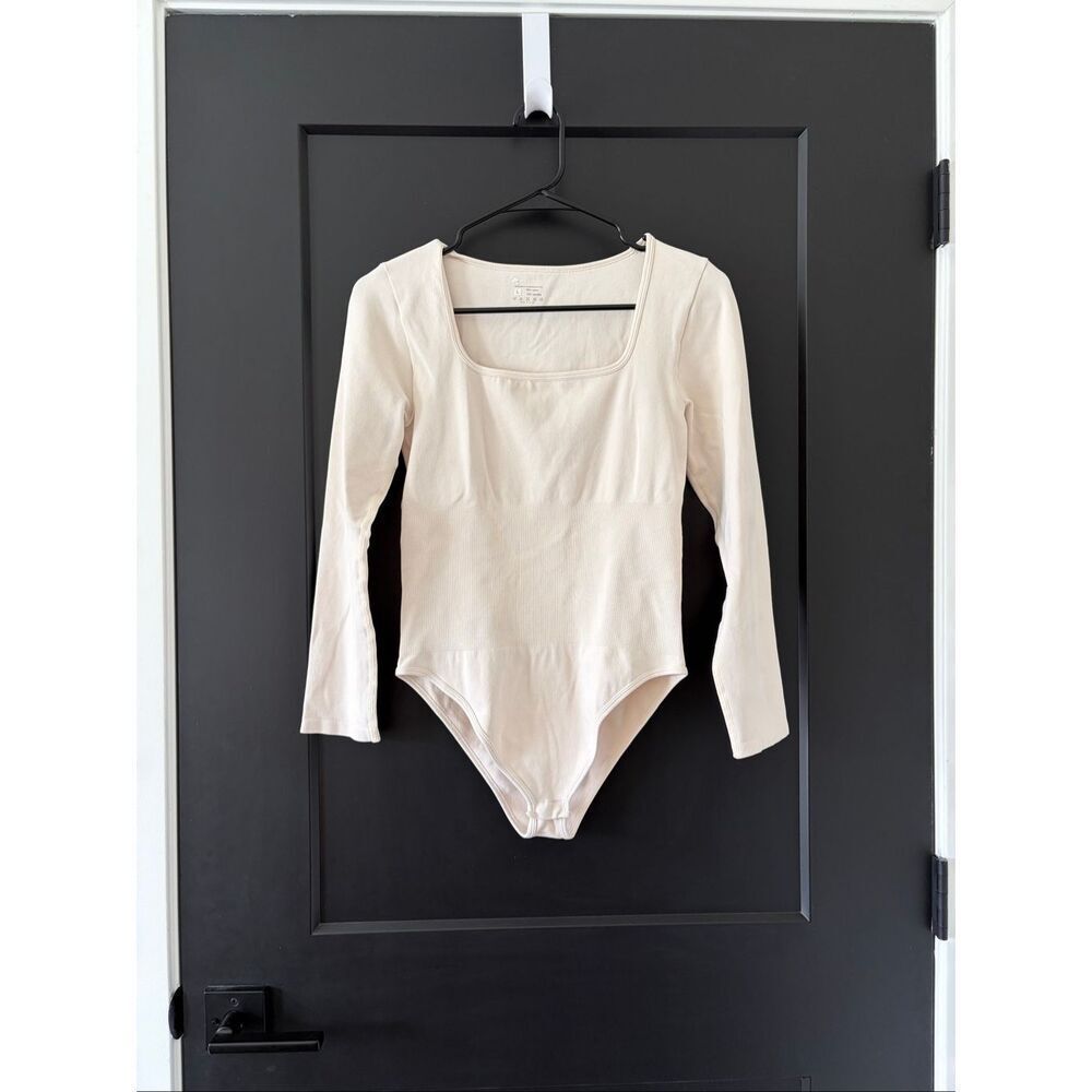 OQQ Slimming Form Fitting Body Suit Square Neck Line in Cream Size Large